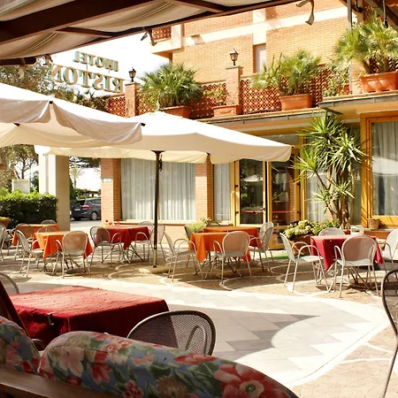 Ariston Hotel 3*